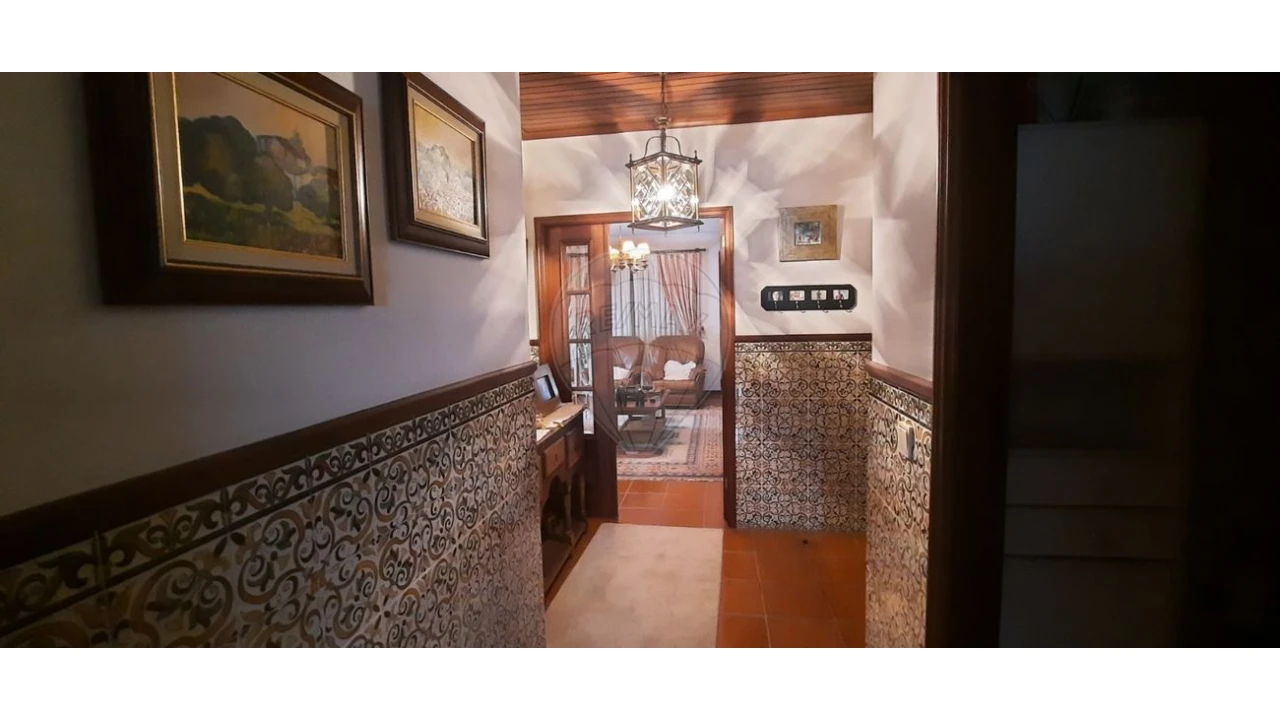 Apartamento T4 para Venda em Santa Maria de Lamas Foto 3