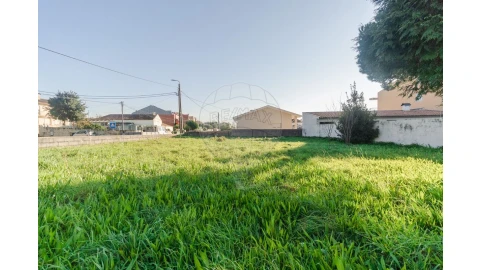 Terreno para Venda em São Felix da Marinha