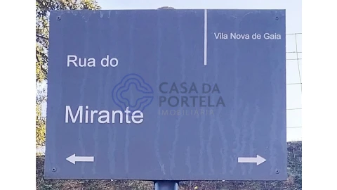 Terreno para Venda em Oliveira do Douro