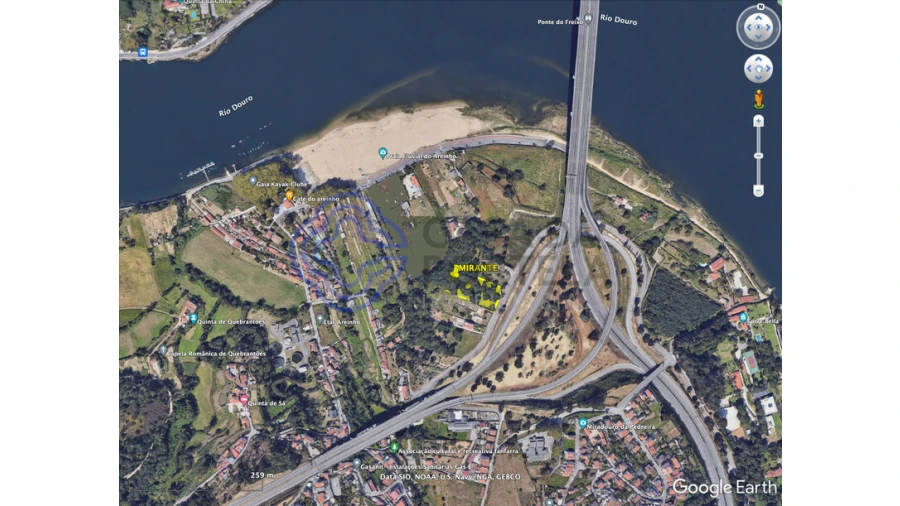 Terreno para Venda em Oliveira do Douro Foto 2