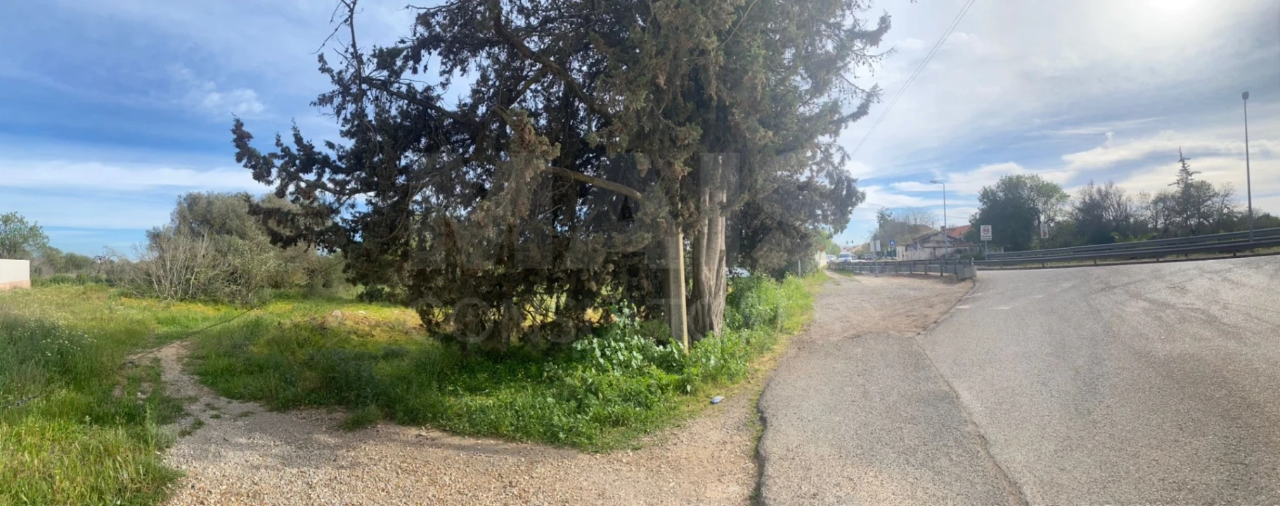Terreno para Venda em Ferreiras Foto 1