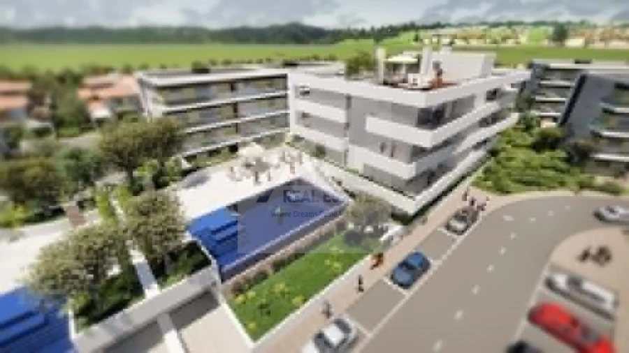 Apartamento T3 para Venda em Portimão Foto 1