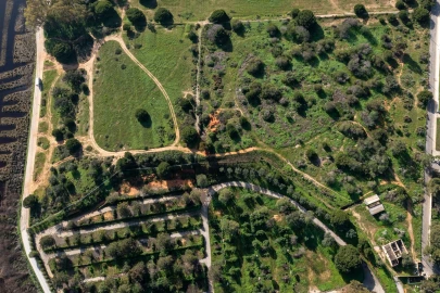 Terreno para Venda em Quarteira