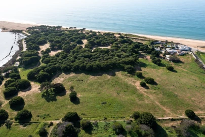 Terreno para Venda em Quarteira