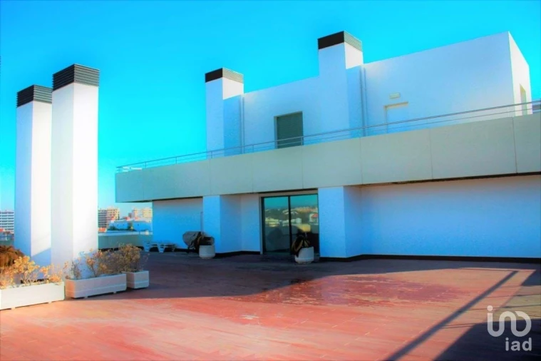 Apartamento T3 para Venda em Quarteira Foto 2