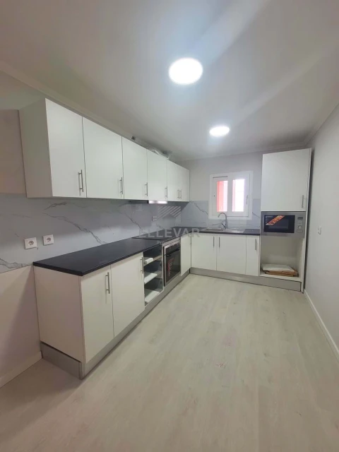 Moradia T3 para Venda em Arco da Calheta