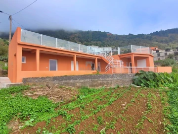 Moradia T3 para Venda em Arco da Calheta