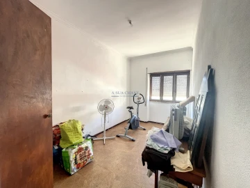 Moradia T5 para Venda em Corroios