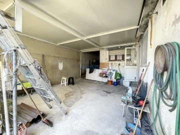 Moradia T5 para Venda em Corroios
