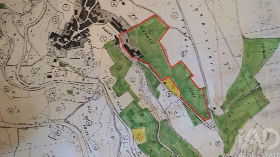 Moradia T14 para Venda em Vilarinho dos Freires Foto 26