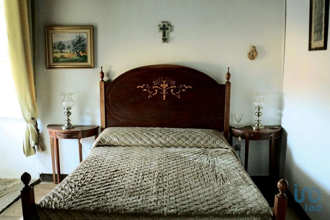 Moradia T14 para Venda em Vilarinho dos Freires Foto 13