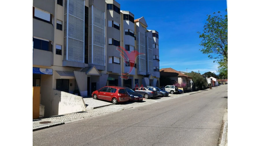 Apartamento T2 para Venda em Alcanena e Vila Moreira Foto 2