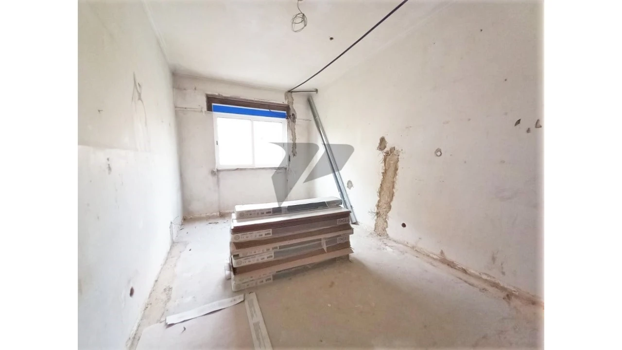 Apartamento T2 para Venda em Odivelas Foto 14