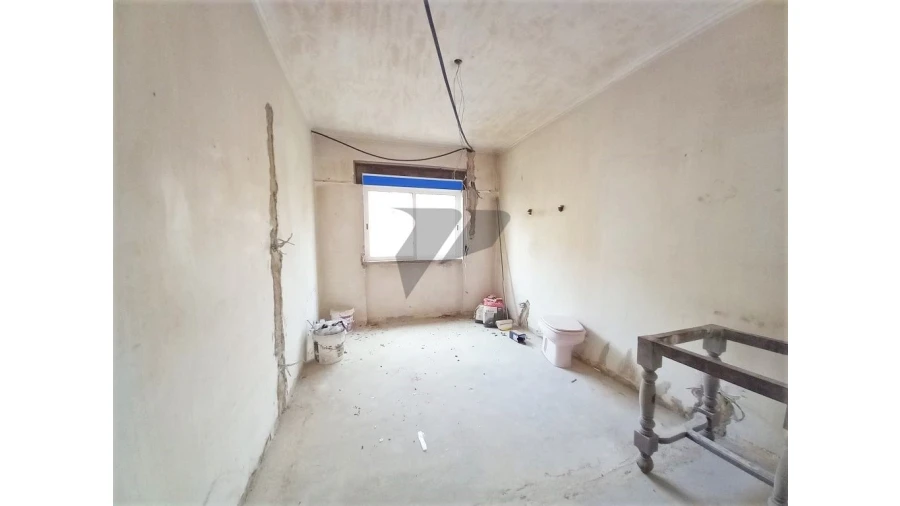 Apartamento T2 para Venda em Odivelas Foto 16