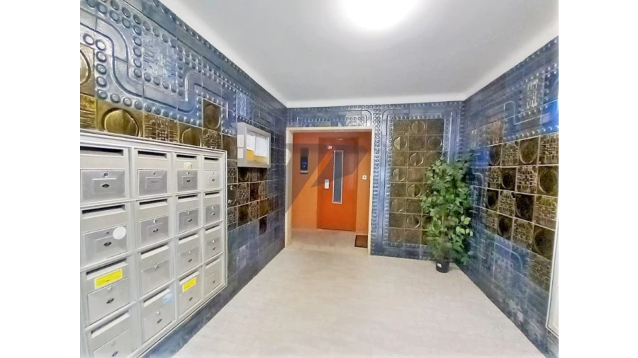 Apartamento T2 para Venda em Odivelas Foto 2