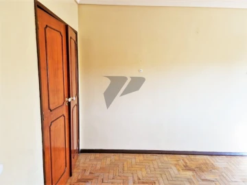 Apartamento T2 para Venda em Pontinha e Famões