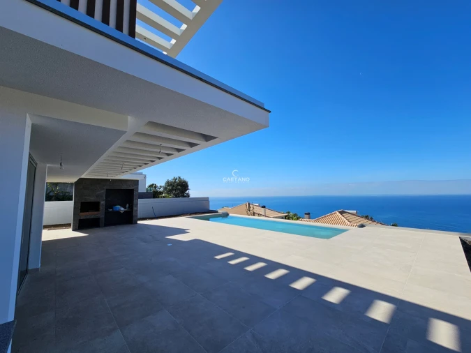 Moradia T4 para Venda em Ponta do Sol Foto 2