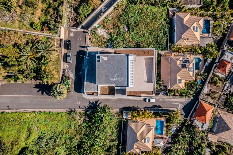 Moradia T4 para Venda em Ponta do Sol Foto 21