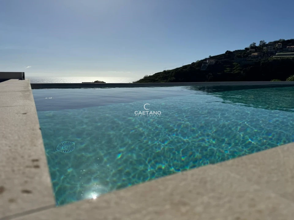 Moradia T4 para Venda em Ponta do Sol Foto 5