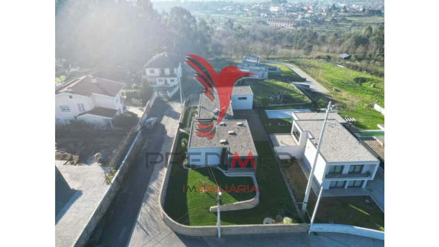 Moradia T3 para Venda em Souto Santa Maria, Souto São Salvador e Gondomar Foto 9