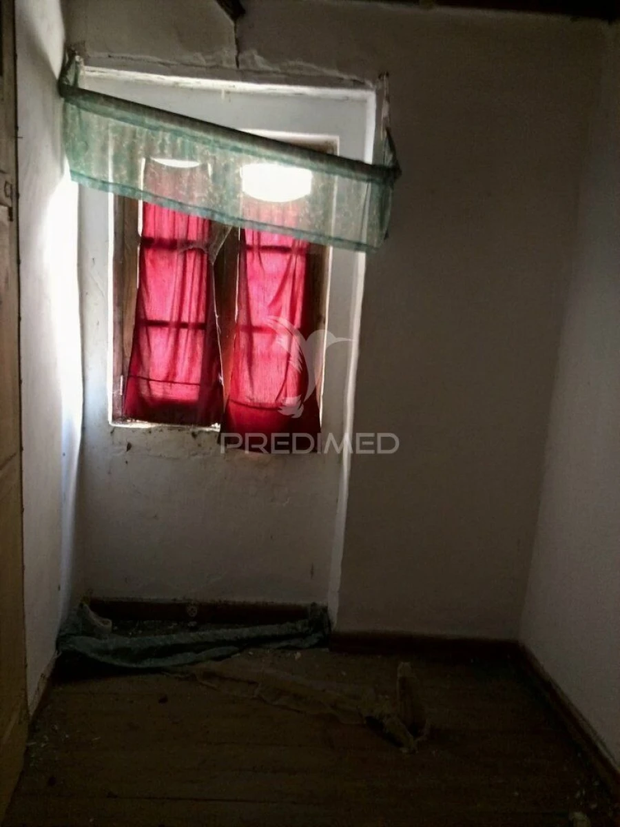 Moradia T2 para Venda em Amiais de Baixo Foto 14