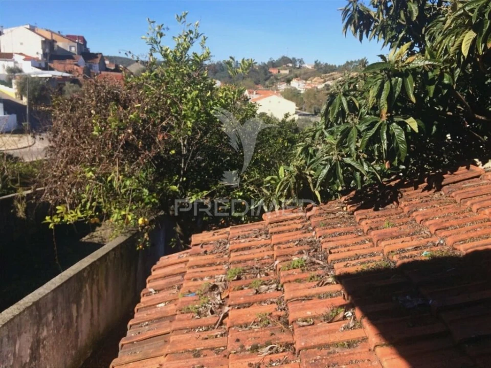 Moradia T2 para Venda em Amiais de Baixo Foto 8