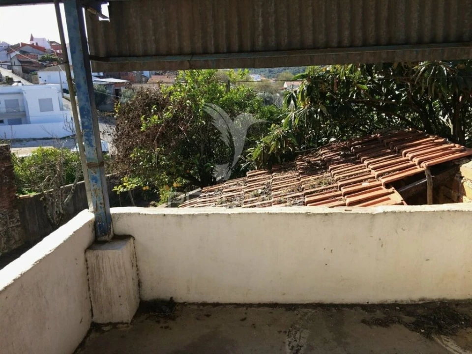 Moradia T2 para Venda em Amiais de Baixo Foto 18