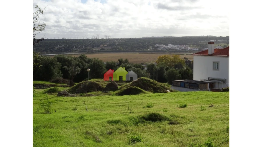 Terreno para Venda em Santa Maria do Castelo e Santiago e Santa Susana Foto 1