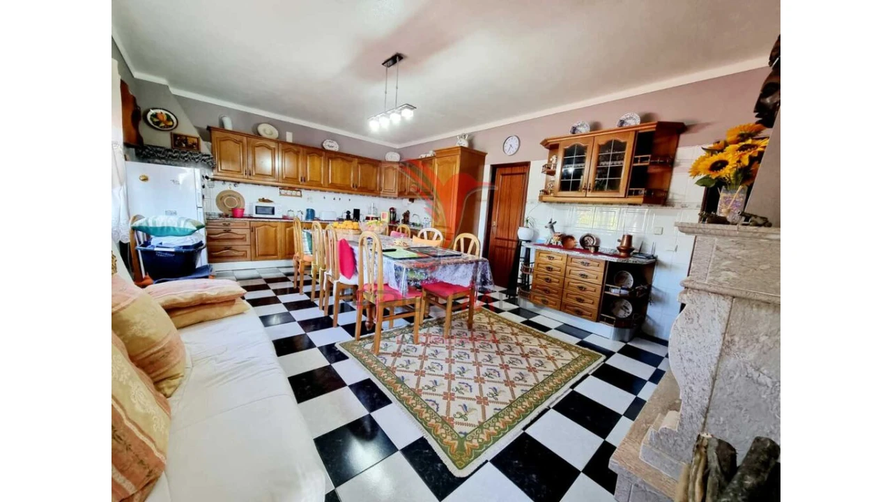 Moradia T5 para Venda em Vendas Novas Foto 8