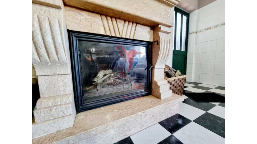 Moradia T5 para Venda em Vendas Novas Foto 9