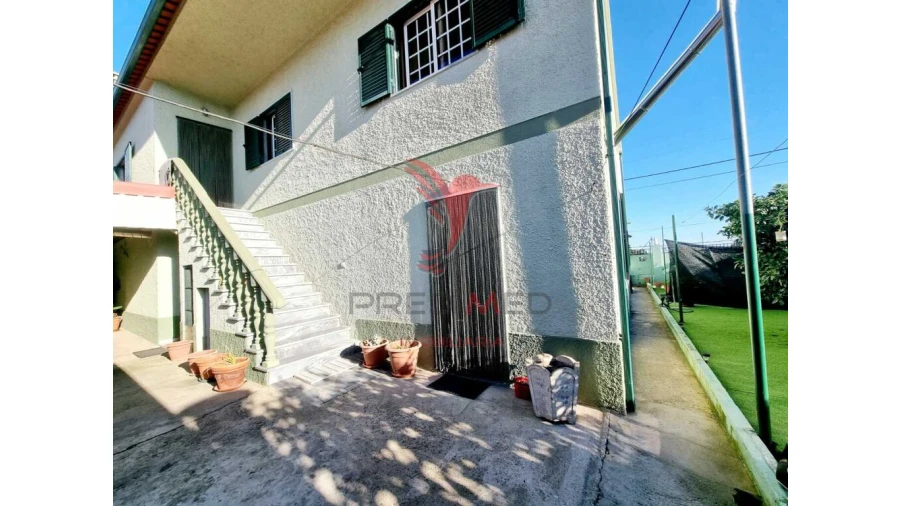 Moradia T5 para Venda em Vendas Novas Foto 4