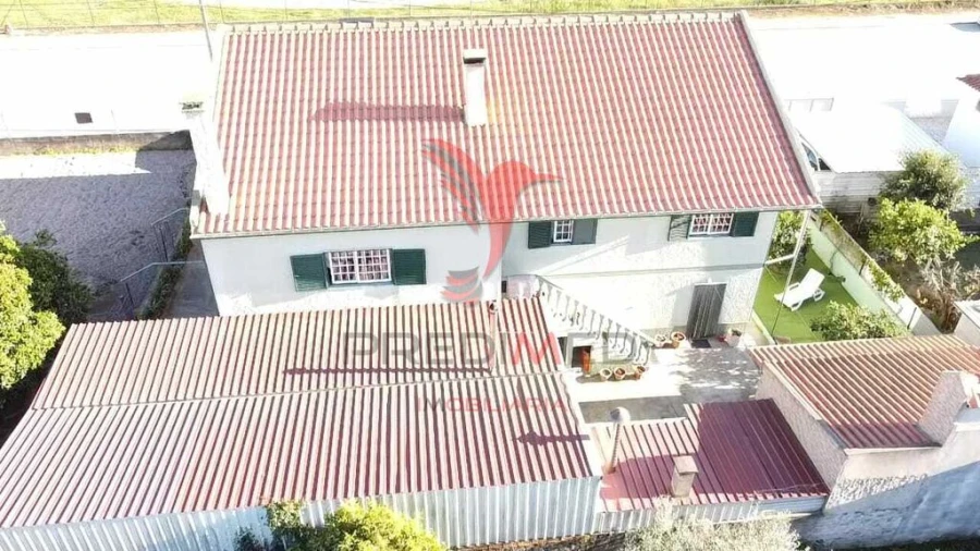 Moradia T5 para Venda em Vendas Novas Foto 3