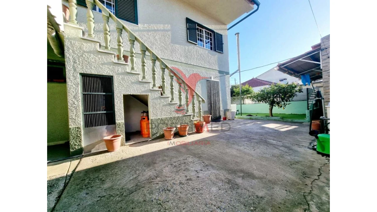 Moradia T5 para Venda em Vendas Novas Foto 5