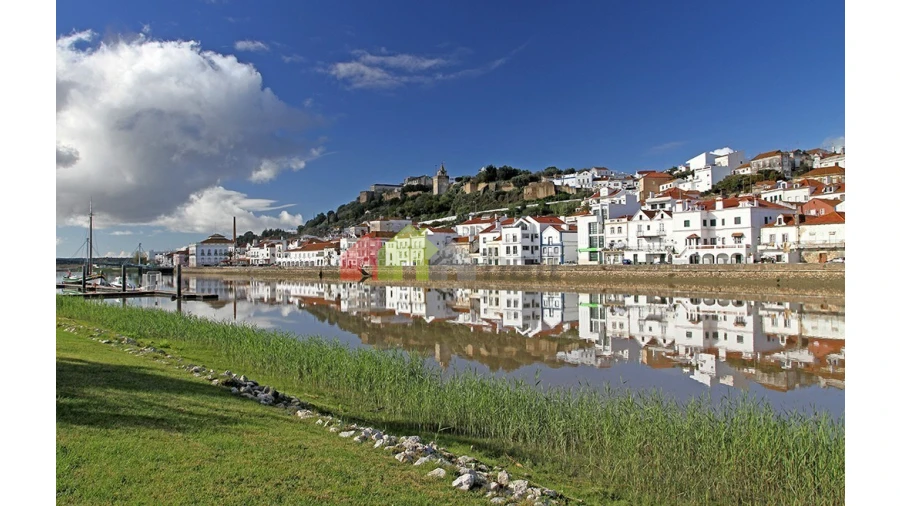 Terreno para Venda em Santa Maria do Castelo e Santiago e Santa Susana Foto 10