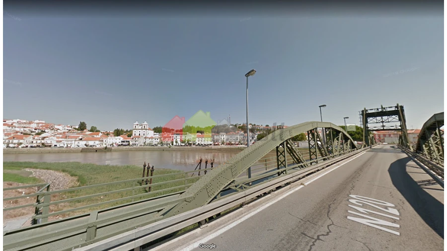 Terreno para Venda em Santa Maria do Castelo e Santiago e Santa Susana Foto 9