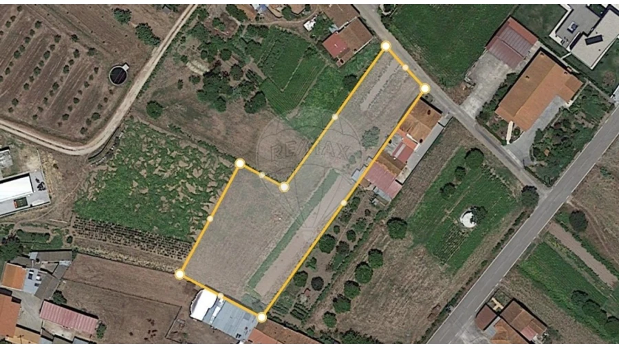 Terreno para Venda em Seixo de Gatões Foto 2