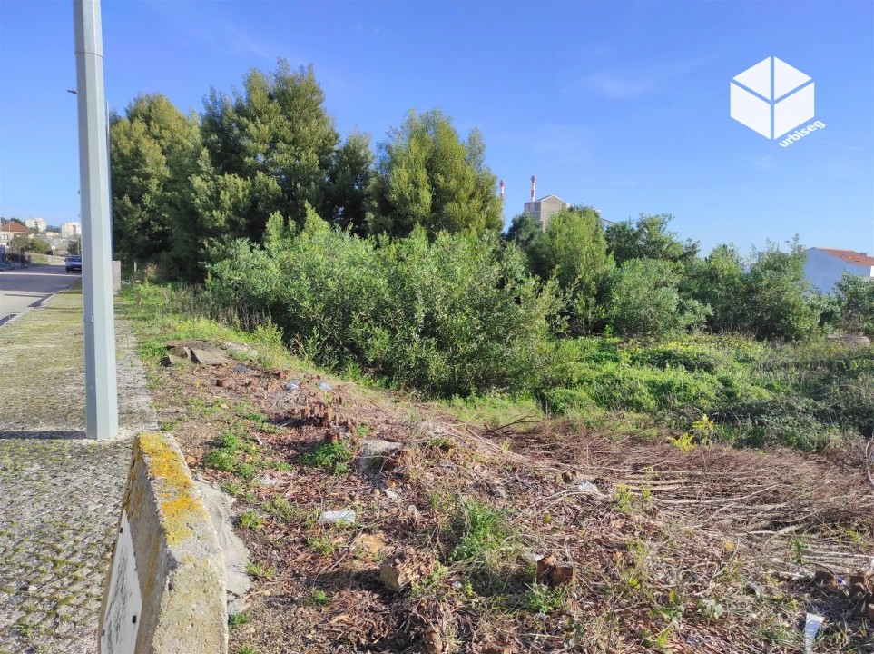 Terreno para Venda em Vila Verde Foto 2