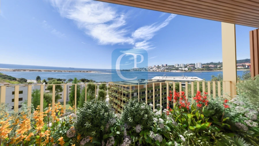 Apartamento T2 para Venda em Canidelo Foto 2