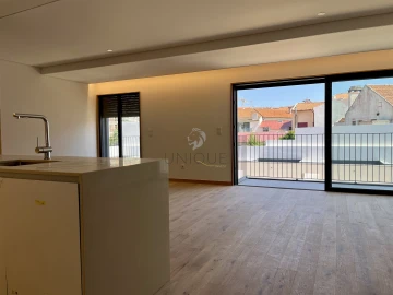 Apartamento T2 para Venda em Glória e Vera Cruz