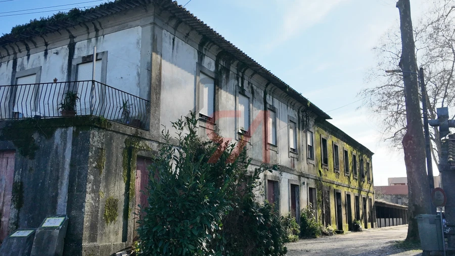 Moradia T0 para Venda em Penamaior Foto 3