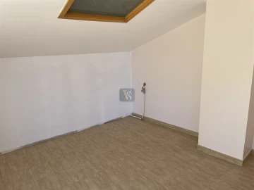Moradia T3 para Venda em Quelfes