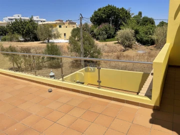 Moradia T3 para Venda em Quelfes