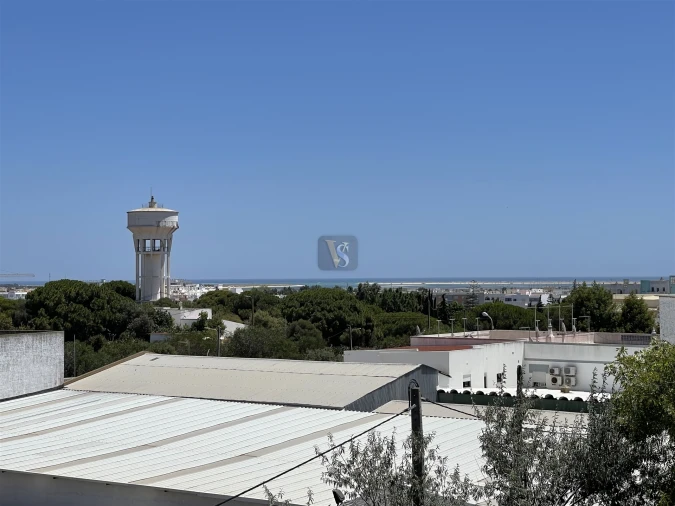 Moradia T3 para Venda em Quelfes Foto 43