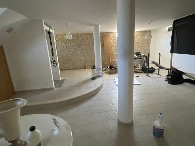 Moradia T3 para Venda em Quelfes Foto 35