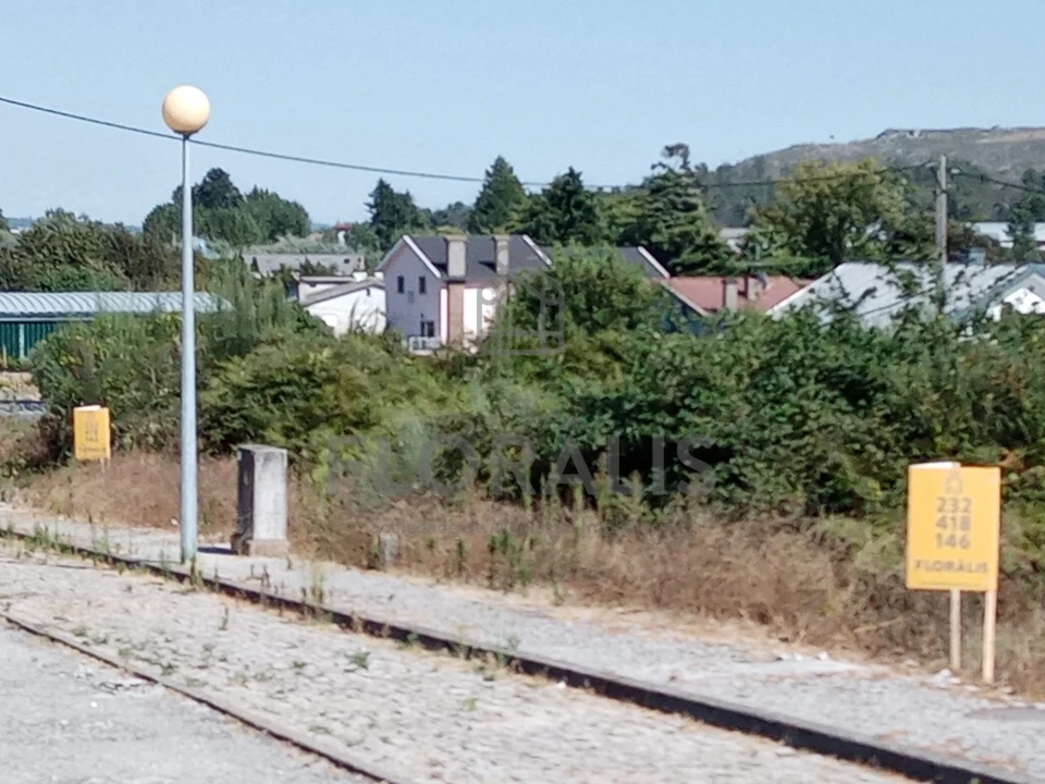 Terreno para Venda em Mangualde, Mesquitela e Cunha Alta Foto 1