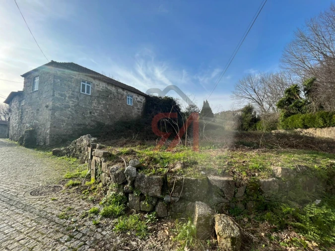 Moradia T0 para Venda em Frazão Arreigada Foto 3