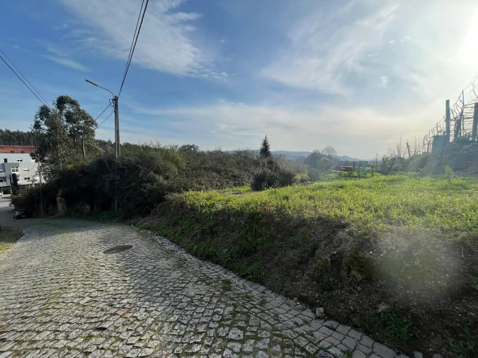 Moradia T0 para Venda em Frazão Arreigada Foto 10