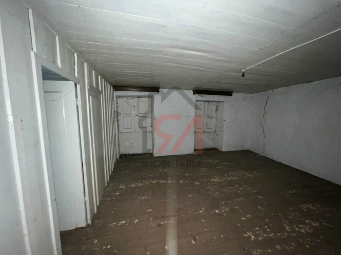 Moradia T0 para Venda em Frazão Arreigada Foto 21