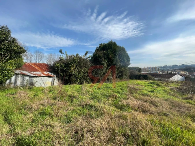 Moradia T0 para Venda em Frazão Arreigada Foto 10