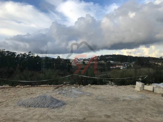 Terreno para Venda em Ferreira Foto 1